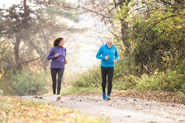 Физическая активность снижает риск деменции — ВОЗ