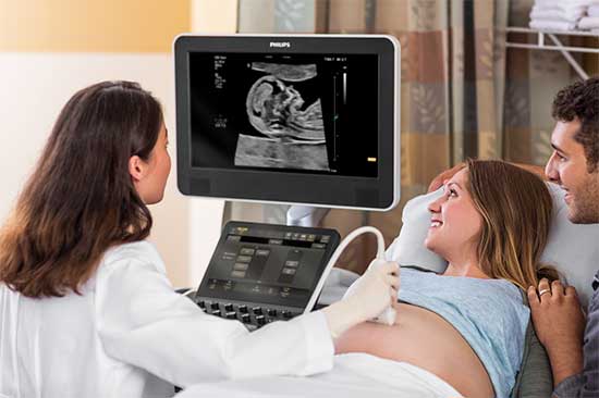 Уважаемые коллеги! Приглашаем вас принять участие в онлайн-трансляции сателлитного симпозиума «Как правильно выполнить скрининг сердца плода в I, II и III триместрах беременности, чтобы избежать фатальных ошибок?»